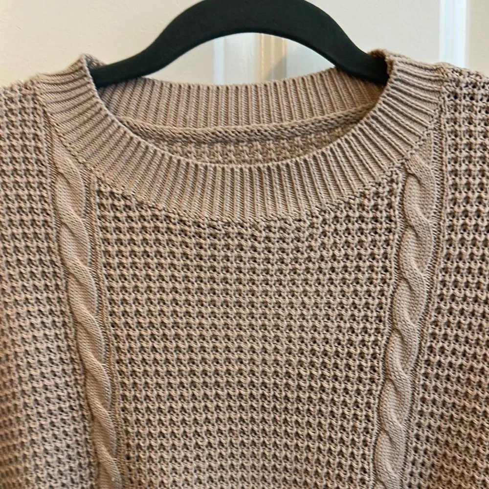 Tan Short Sleeve Knit Sweater - Picture 6 of 12